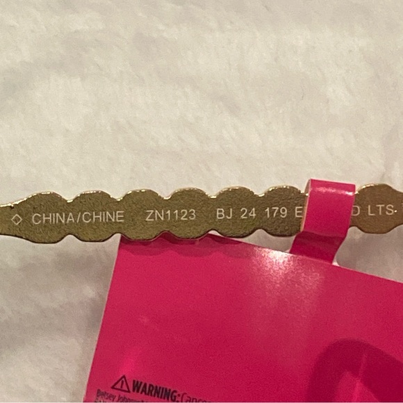 Betsey Johnson Spice of Life Cat Eye Faux Pearl Arms Red Sunnies Sunglasses NWT - Picture 8 of 12